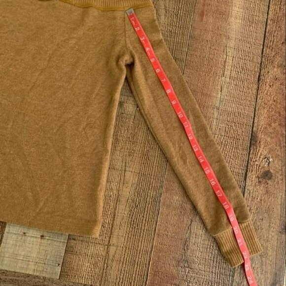 Juniper Cozy Rib Mix Off-Shoulder Whiskey Sweater By Project Social T Size S - Picture 4 of 11